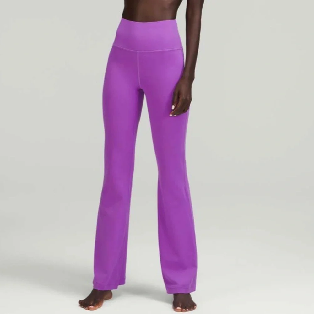 NEW Lululemon Size 10 Groove Super High Rise Flared Pant *Nulu Moonlit Magenta - Picture 2 of 10